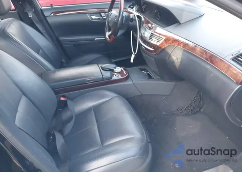 2009 Mercedes-Benz S 550 4Matic из США, поврежденный, VIN WDDNG86X79A262020